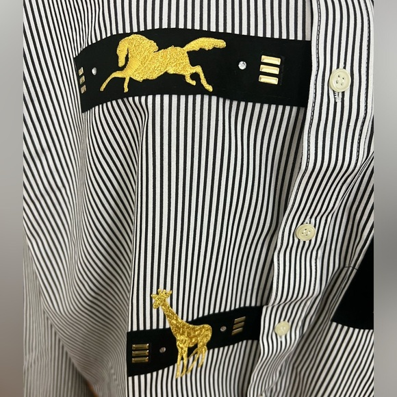 Scrabbles USA Women’s Button Up Black/white Blouse Size Large W/animal Decor - Picture 5 of 7